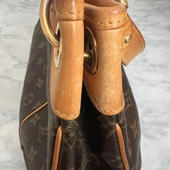 Louis Vuitton Galliera PM Monogram Shoulder Hobo Bag circa 2009 (Miami FL store) - Picture 13 of 15